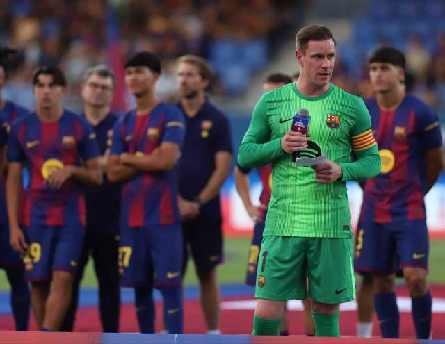 关于巴萨队长受伤，球队寻找替补接班人的信息