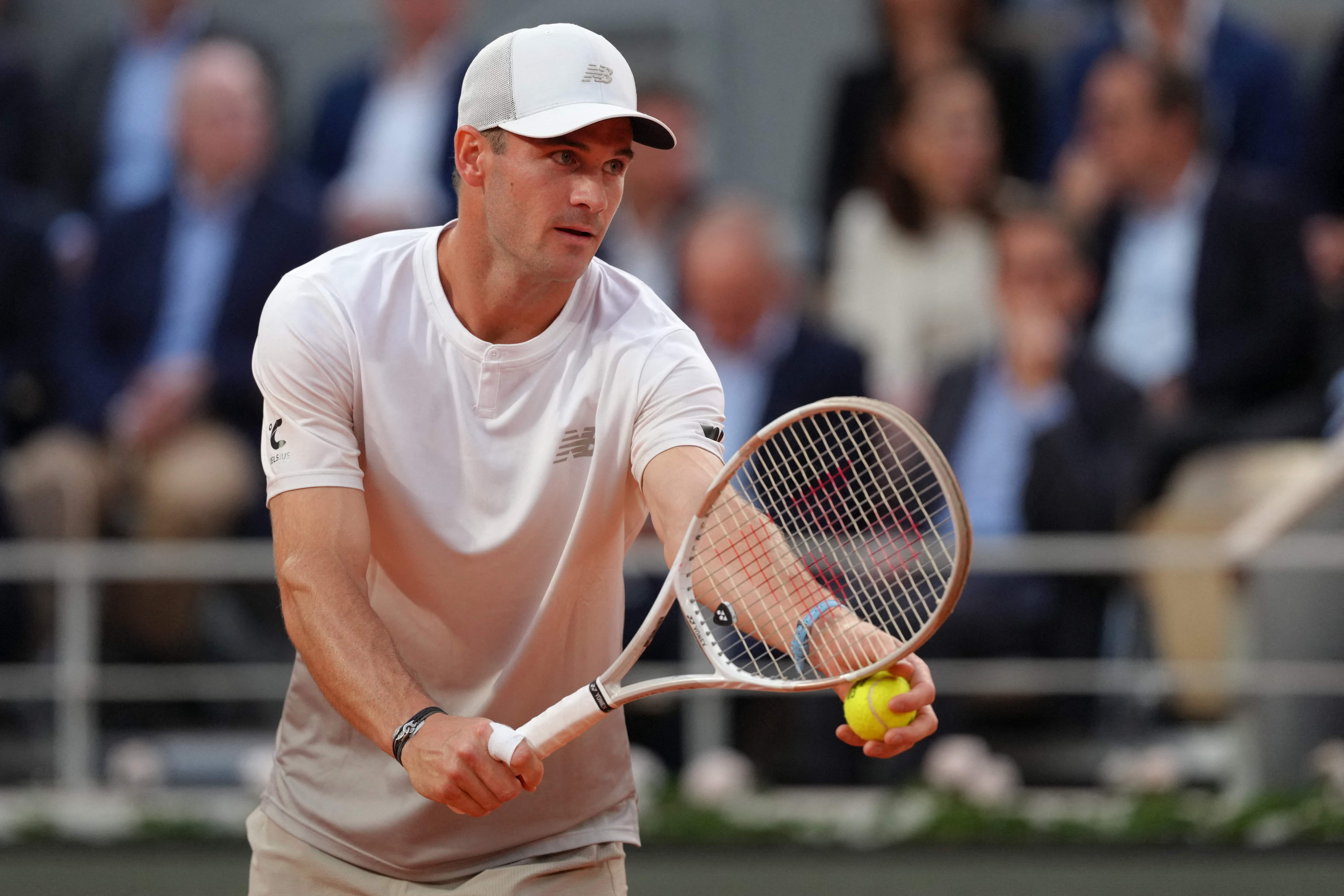 世界网球队完胜英国网球队，阿尔卡拉斯完成帽子戏法的简单介绍