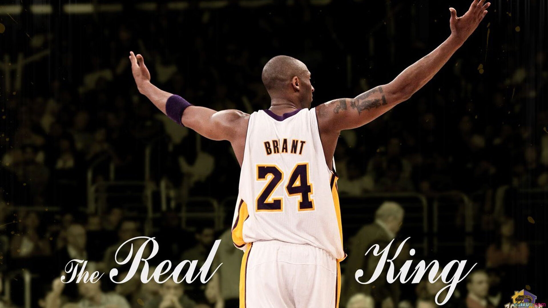 双线传奇，雄鹿正面击溃马刺，哈利伯顿欧冠赛场接管比赛