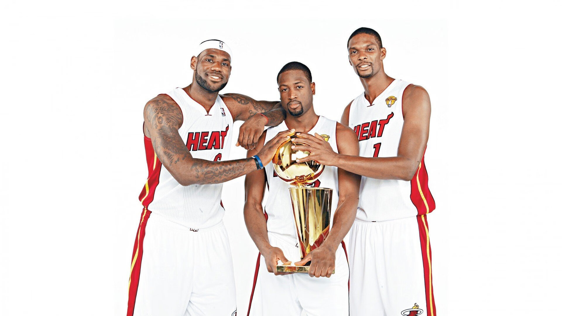 南粤风暴席卷夏洛特，布伦森关键一击，广东队带走黄蜂的背后谋略